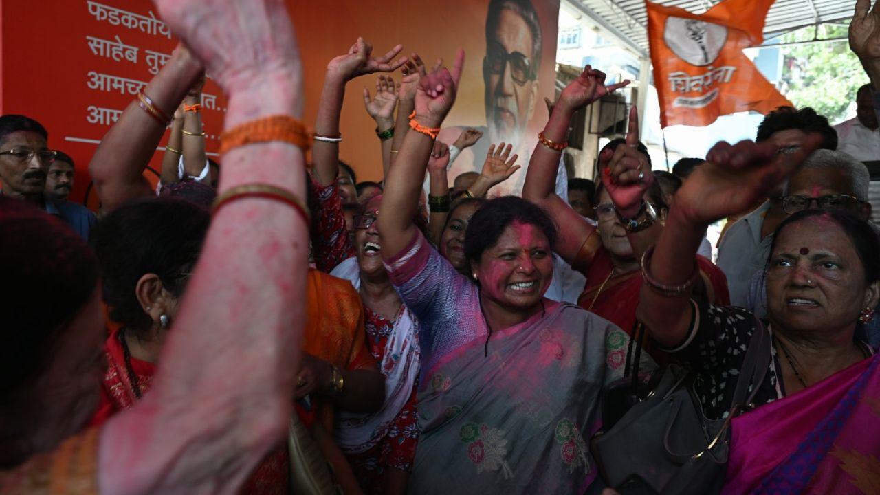 Thackeray demonstrated that the Shiv Sena cadre in Mumbai remained loyal to him, though this loyalty was not as evident in the broader Konkan region.