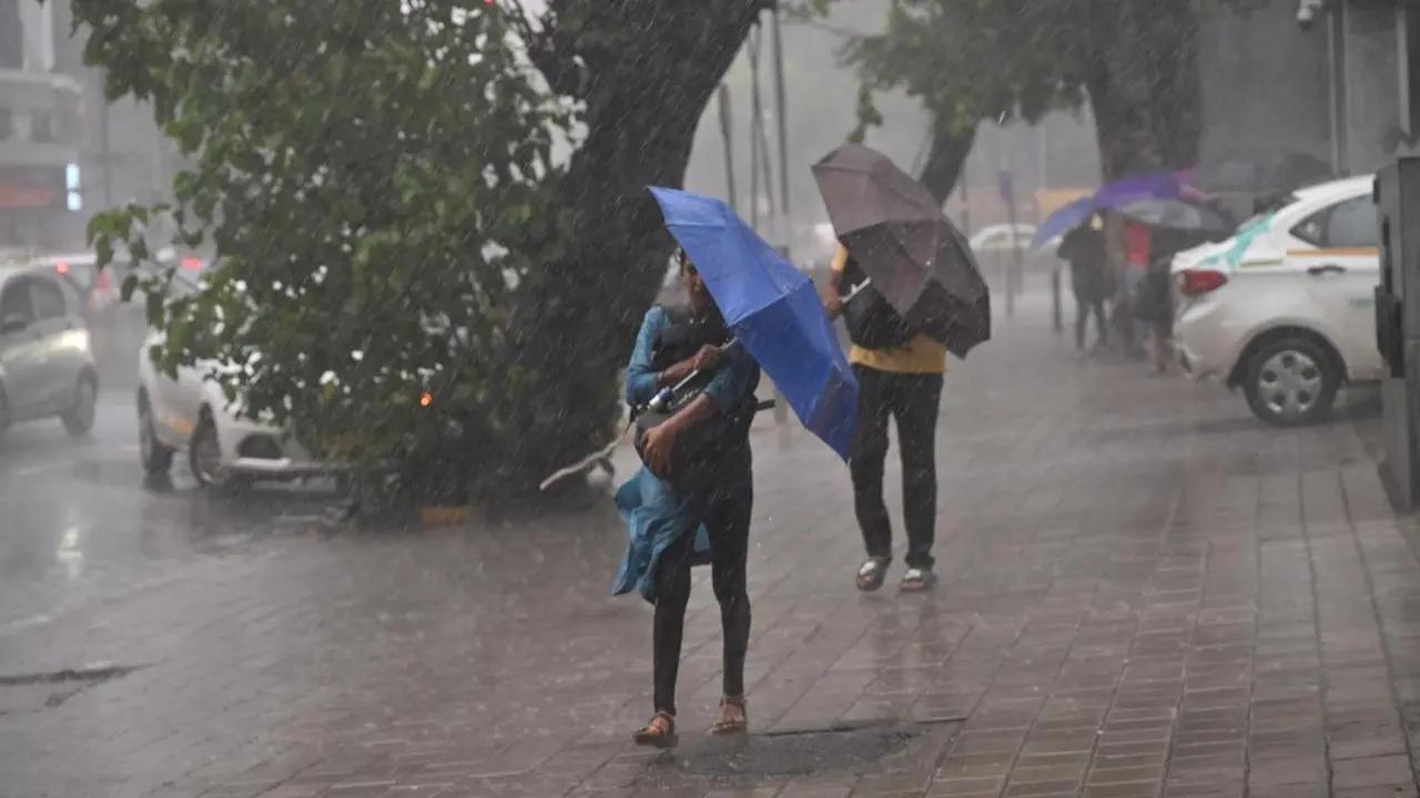 Mumbai weather update: City to see intermittent spells of moderate to heavy rainfall
