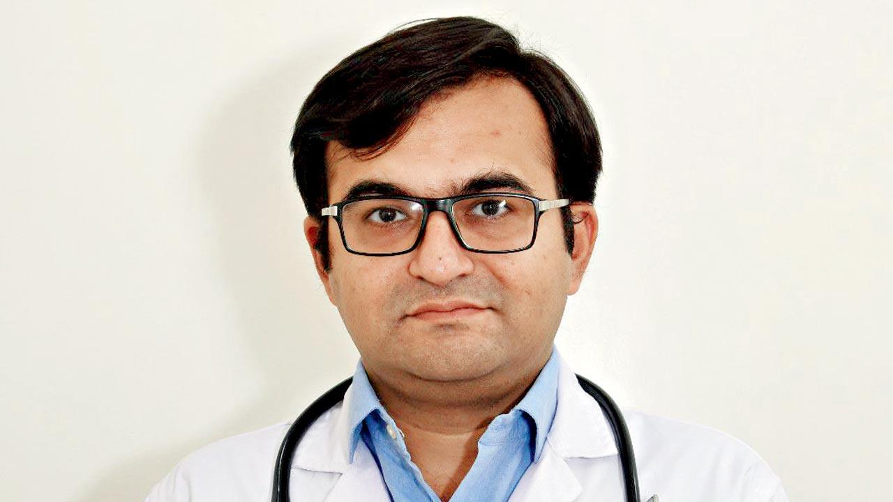 Dr Rakesh Lalla, consultant- neurology,  Fortis Hospital