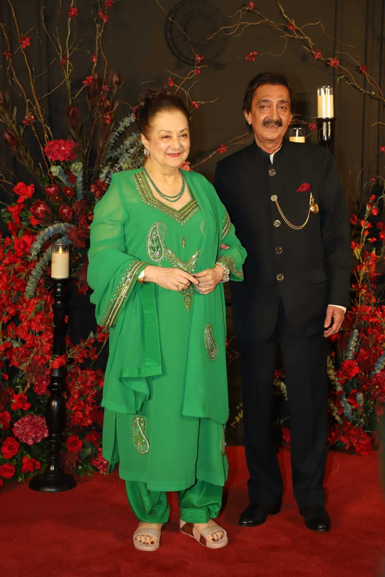 Evergreen star Saira Banu looked stunning in an emerald green salwar suit. 