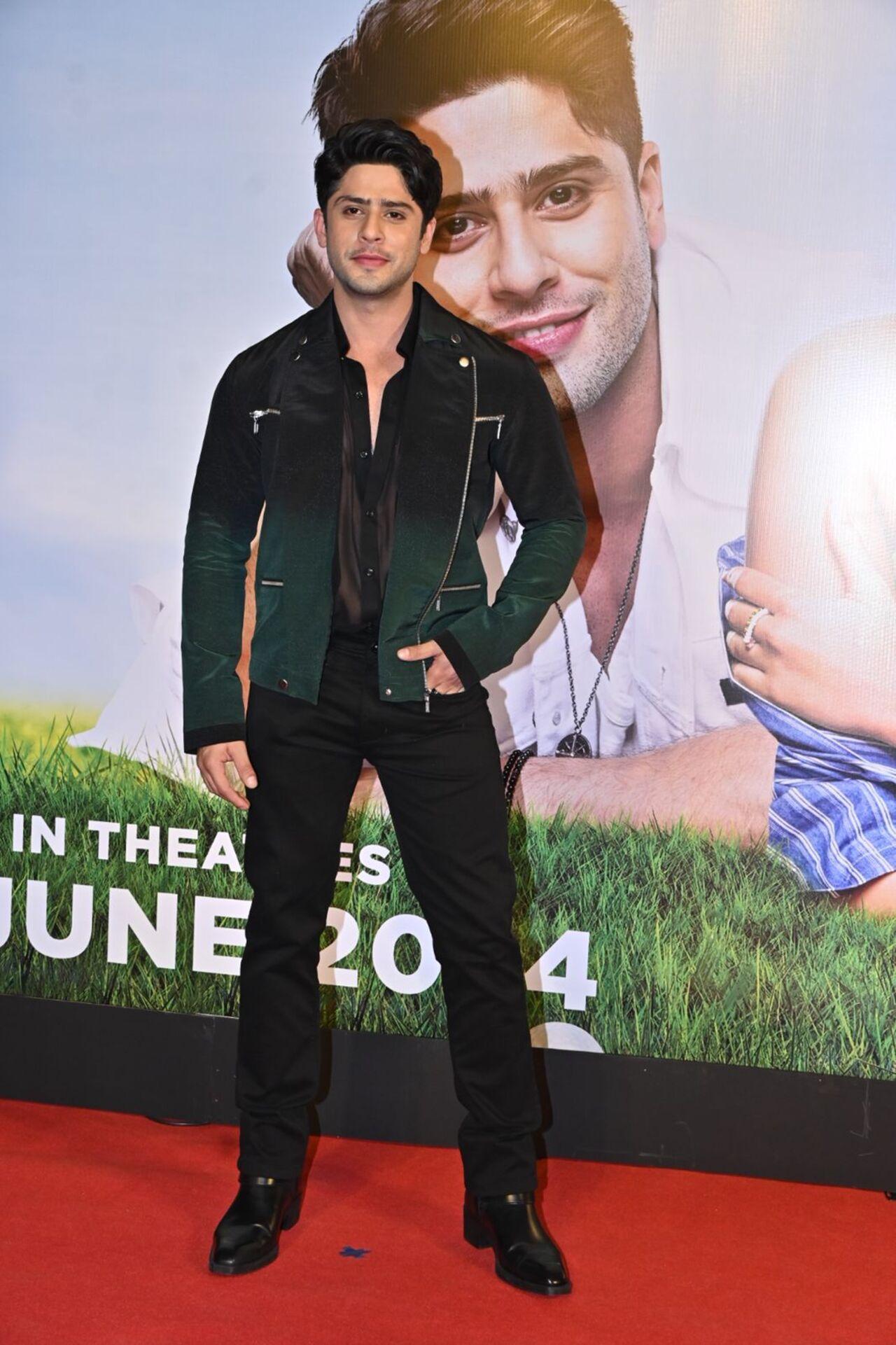 The makers of ‘Ishq Vishk Rebound’ held a special screening for the cast. Jibraan Khan looked dashing in a black outfit. 