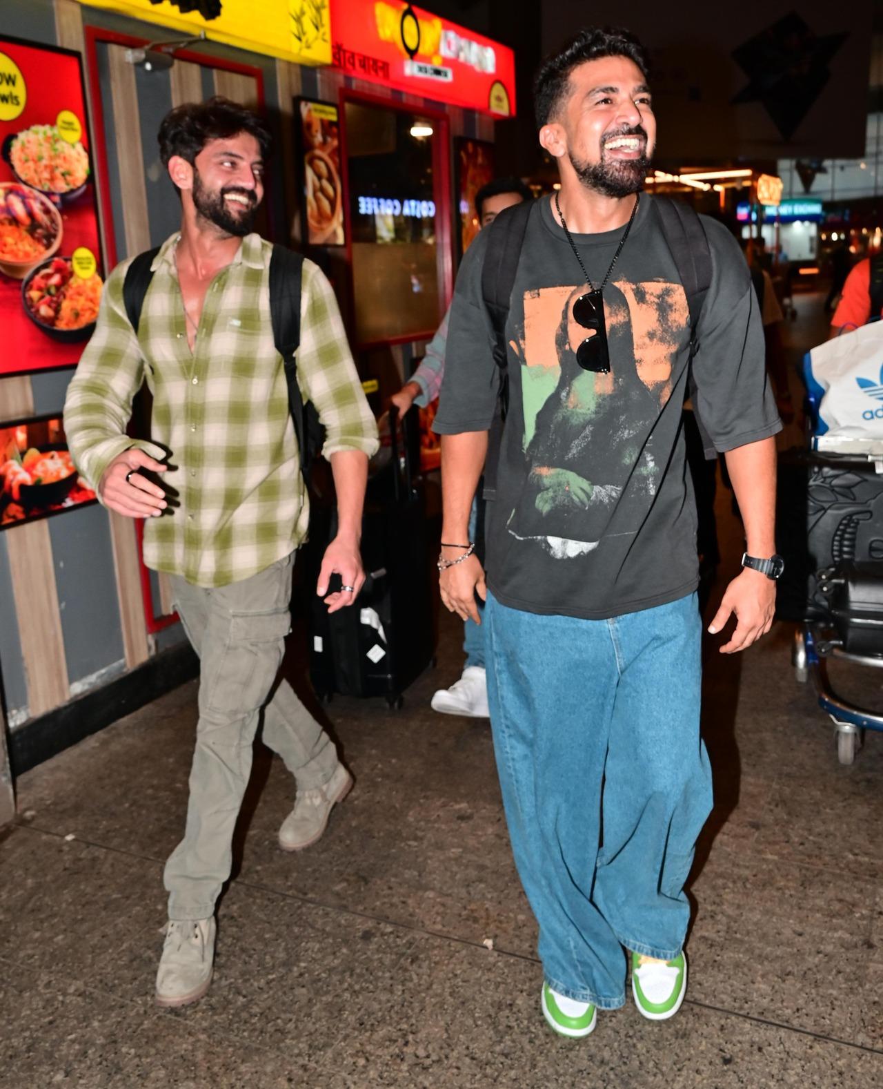 He was spotted at the Mumbai airport having a hilarious banter with close friend and actor Saqib Saleem. 