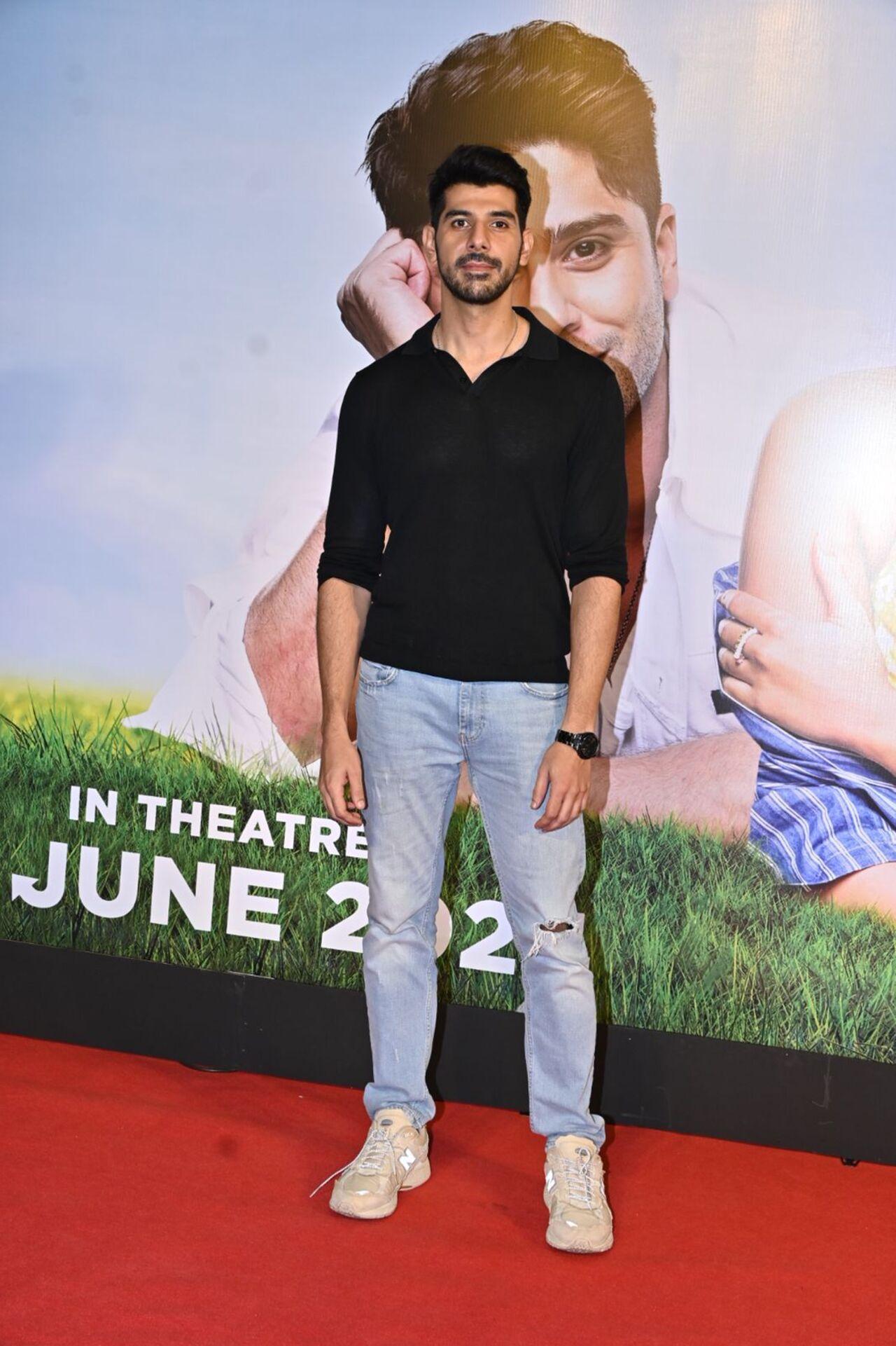 Actor Pavail Gulati also arrived for the movie in a black t-shirt and a pair of jeans. 