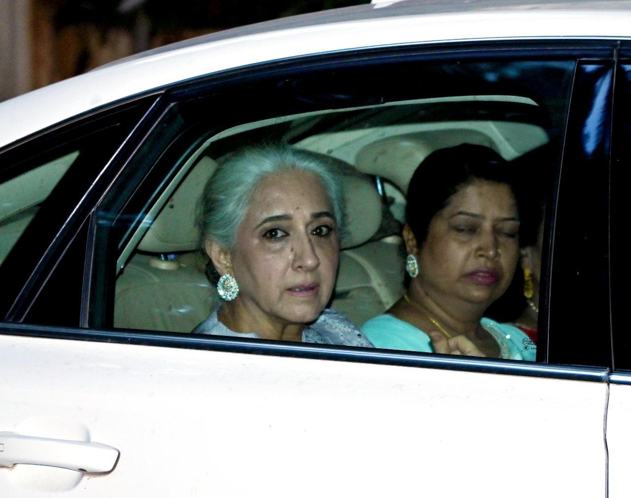 Aamir Khan's elder sister on her way to their mother's birthday celebration