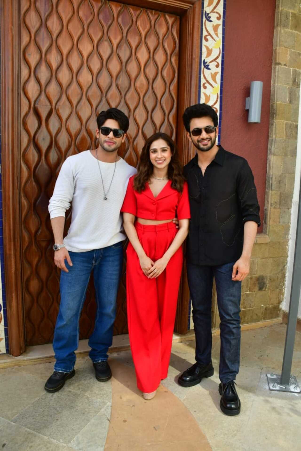 Ishq Vishk Rebound cast Jibran Khan, Pashmina Roshan and Rohit Saraf promote their film in the city