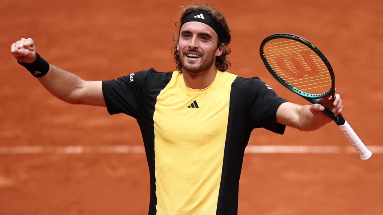 Tsitsipas rallies to reach fourth quarter-final, Alcaraz eases into last eight