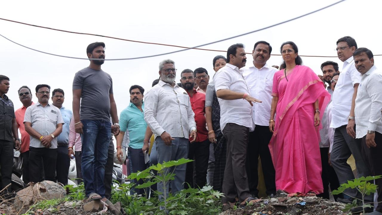 The Baramati MP visited Model Colony, Sinhgad Road, Wadgaon and Katraj localities.