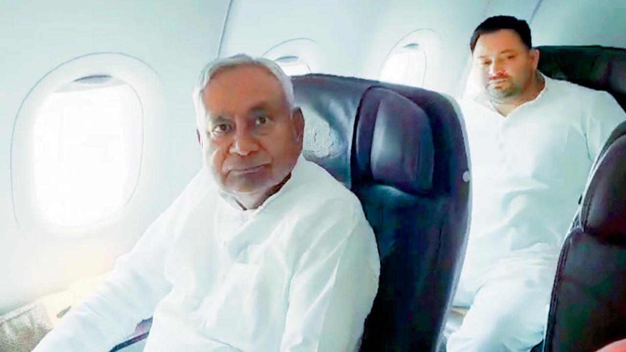 Tejashwi, Nitish on same flight to Delhi