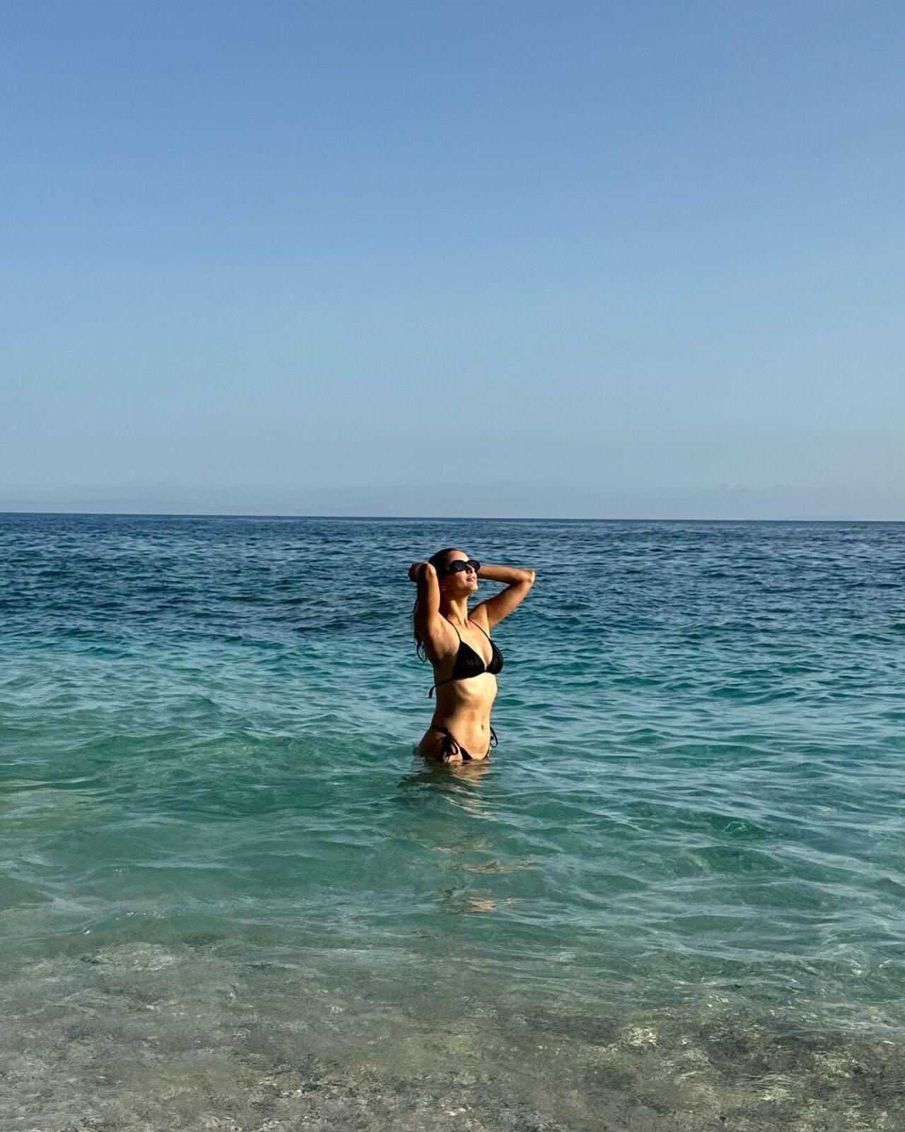 Triptii was on an exotic vacation in Italy before she resumed her professional commitments. 