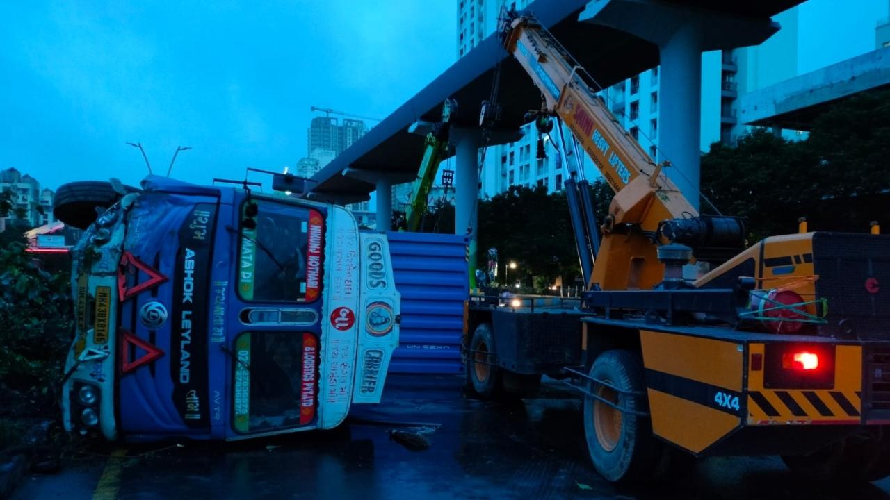 The movement of vehicles was affected for around 3.30 hours