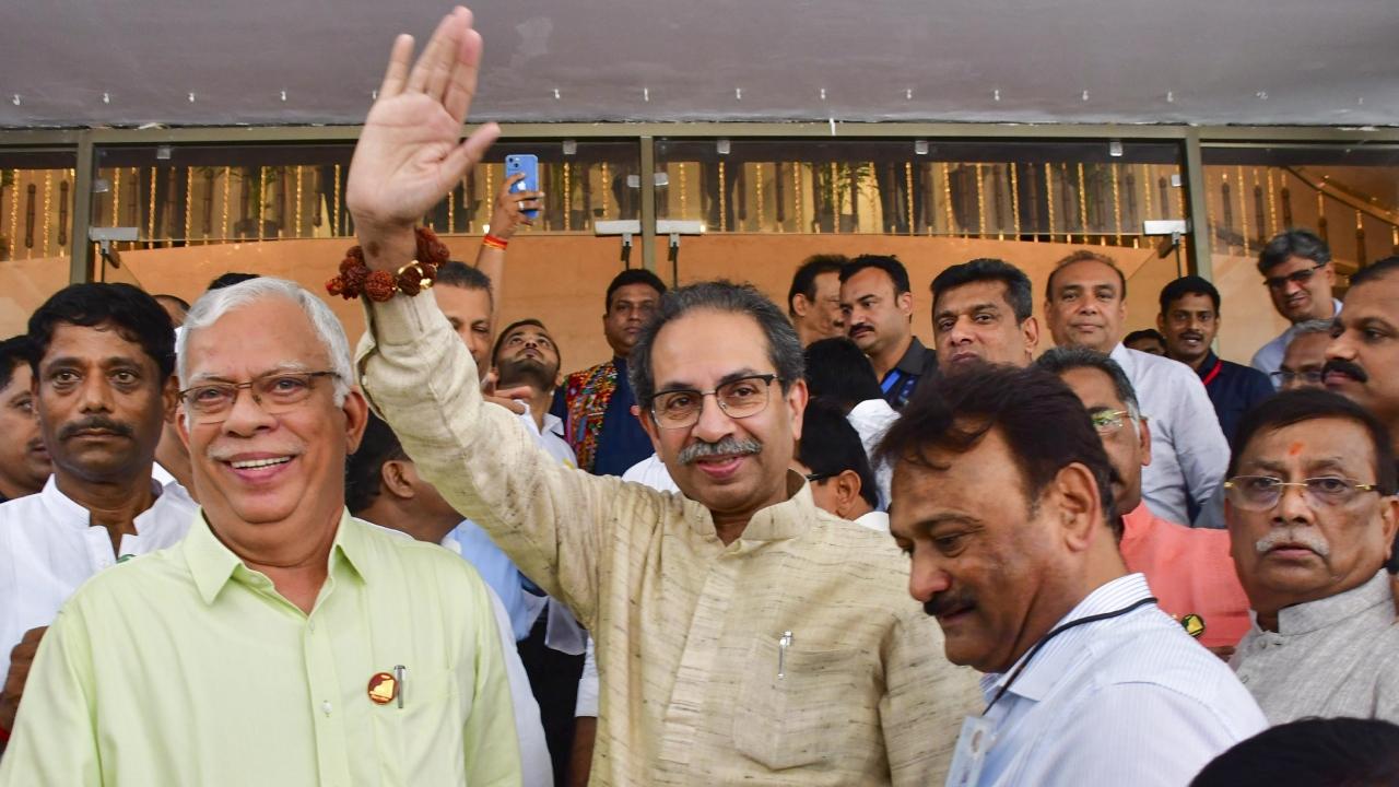 A viral video shows the two leaders exchanging some words. Asked about the conversation later, Thackeray, an MLC, said, 