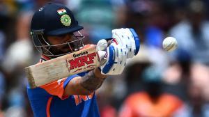 India suffer powerplay collapse, but Kohli reigns supreme