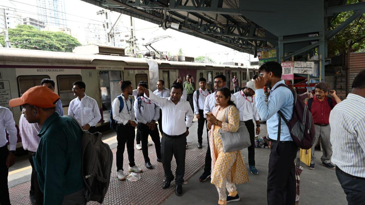 On Monday morning, the Metro operated 24 train sets during peak hours instead of the usual 21. This decision was aimed at catering to the increased passenger demand due to the Western Railway disruptions.