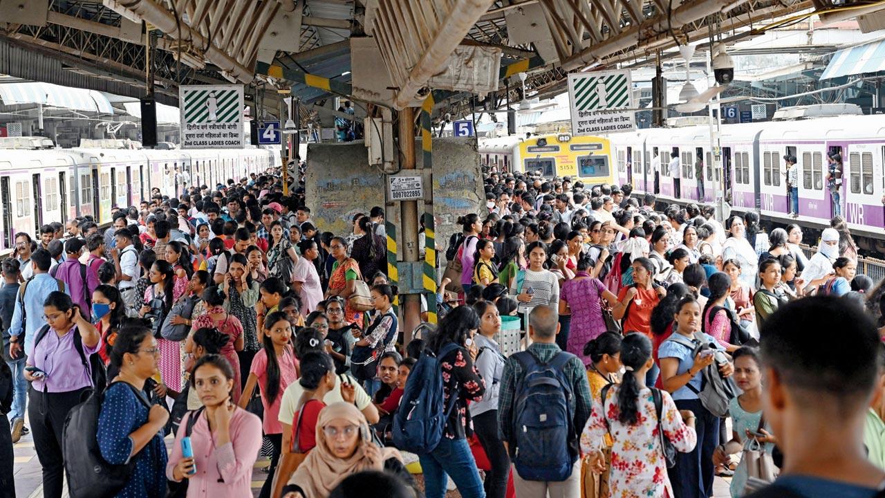 Commuters at Borivli station