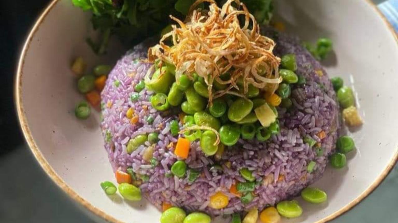 Blue Butterfly Pea Veggie Medley Fried RiceThe classic Chicken fried rice is a favourite but what if you twisted it and elevated it to become a new dish? Tushar Malkani, chef at The Yellow House in Goa’s Anjuna says you should make the Blue Butterfly Pea Veggie Medley Fried Rice. It is quick and easy to make, customisable with any of your favorite mix-ins, and irresistibly delicious and thus an instant mood lifter.