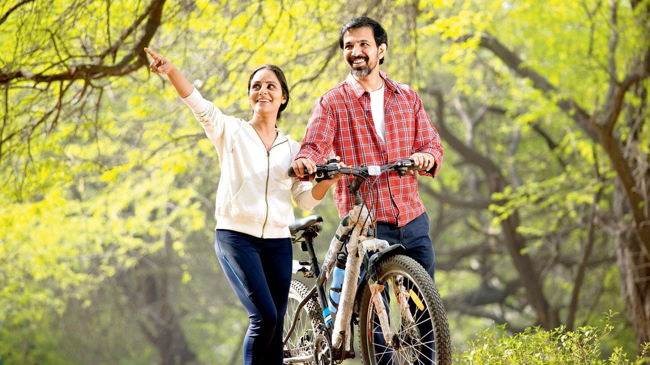 Indian men and women say age is a factor when it comes to dating Study