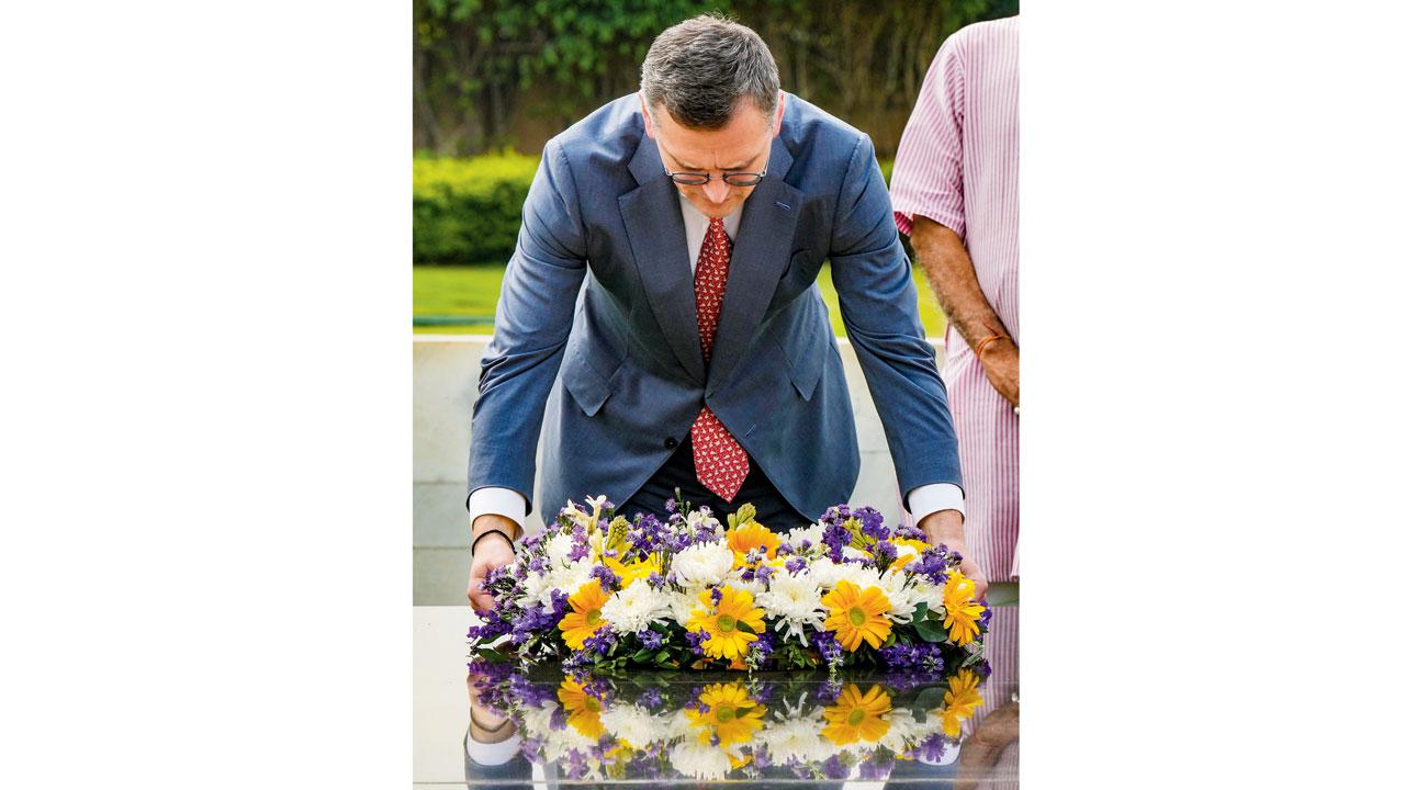 Ukraine’s Foreign Minister Dmytro Kuleba pays homage at the Rajghat in New Delhi. Pics/AP