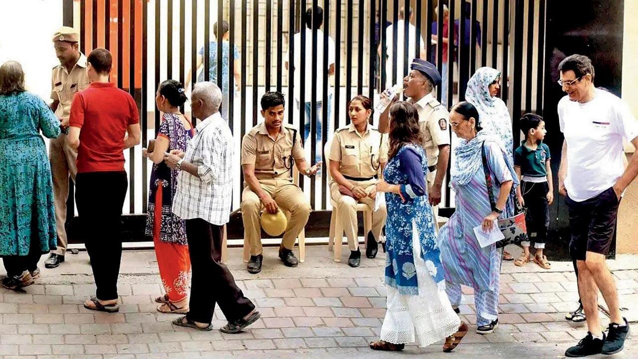 Mumbai: Doctors resist election duty summons over patient care