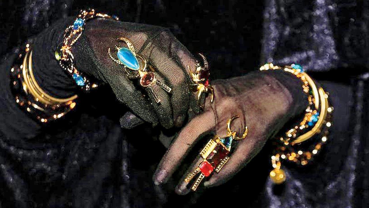 Valliyan jewellery by Nitya Arora