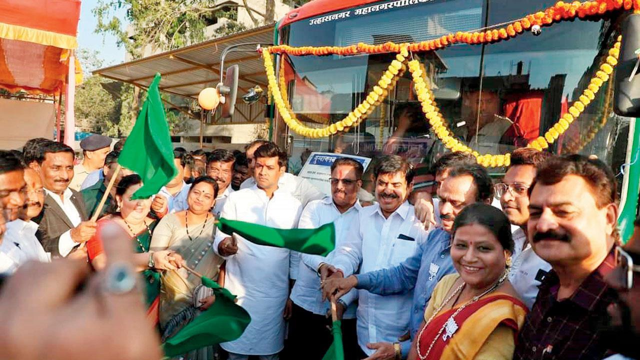 Thane: Ulhasnagar civic body fails to start e-bus service despite big launch