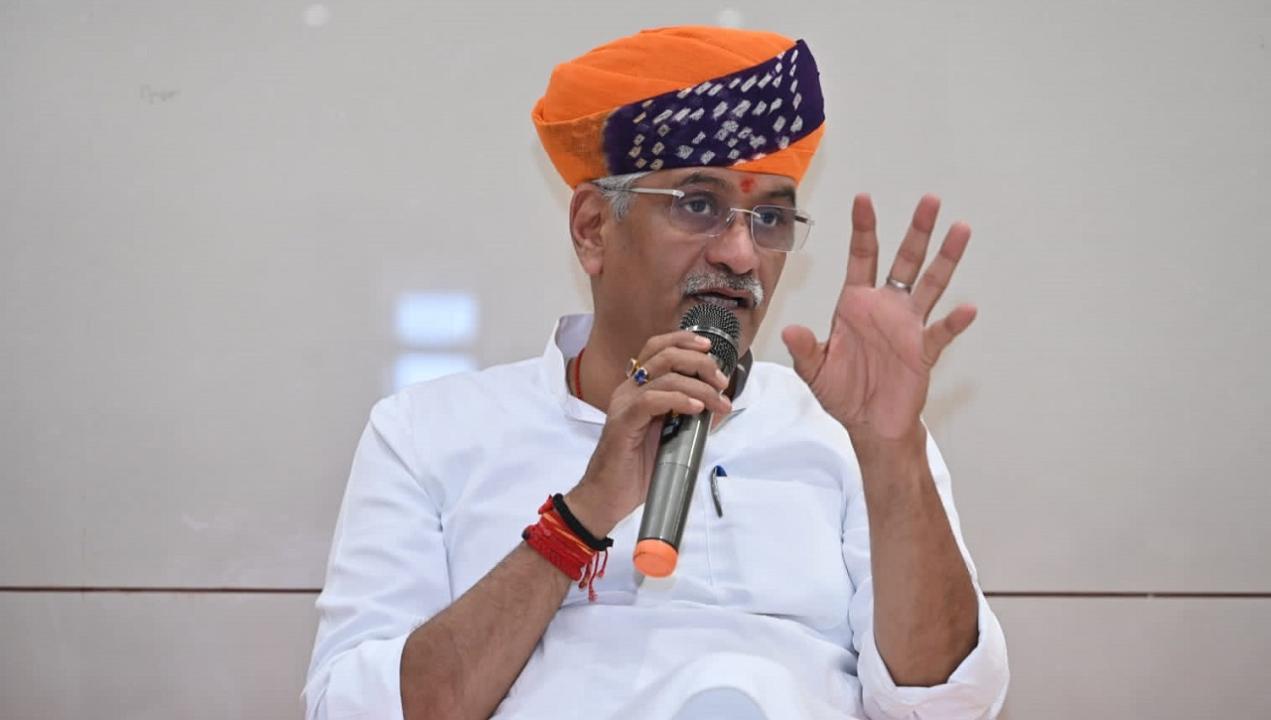 Lok Sabha elections 2024: Holi more special as biggest festival of Democracy is before us, says Union Minister