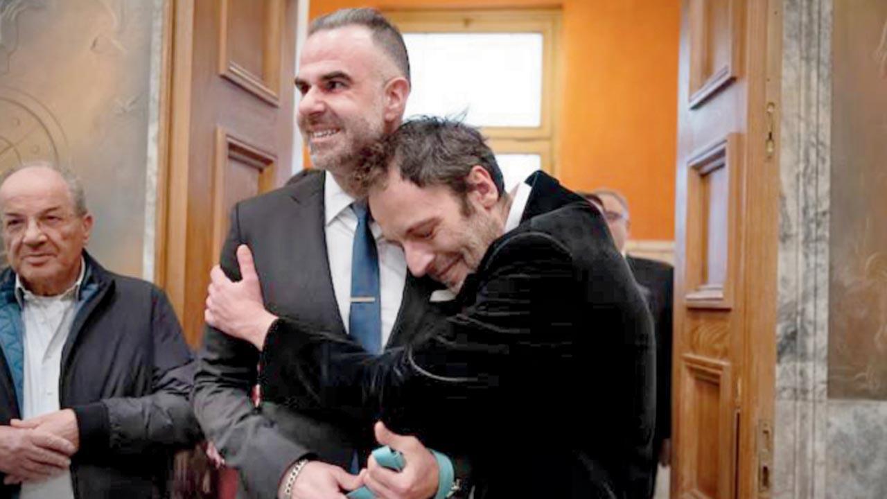 Greece sees first same-sex marriage at Athens’ city hall