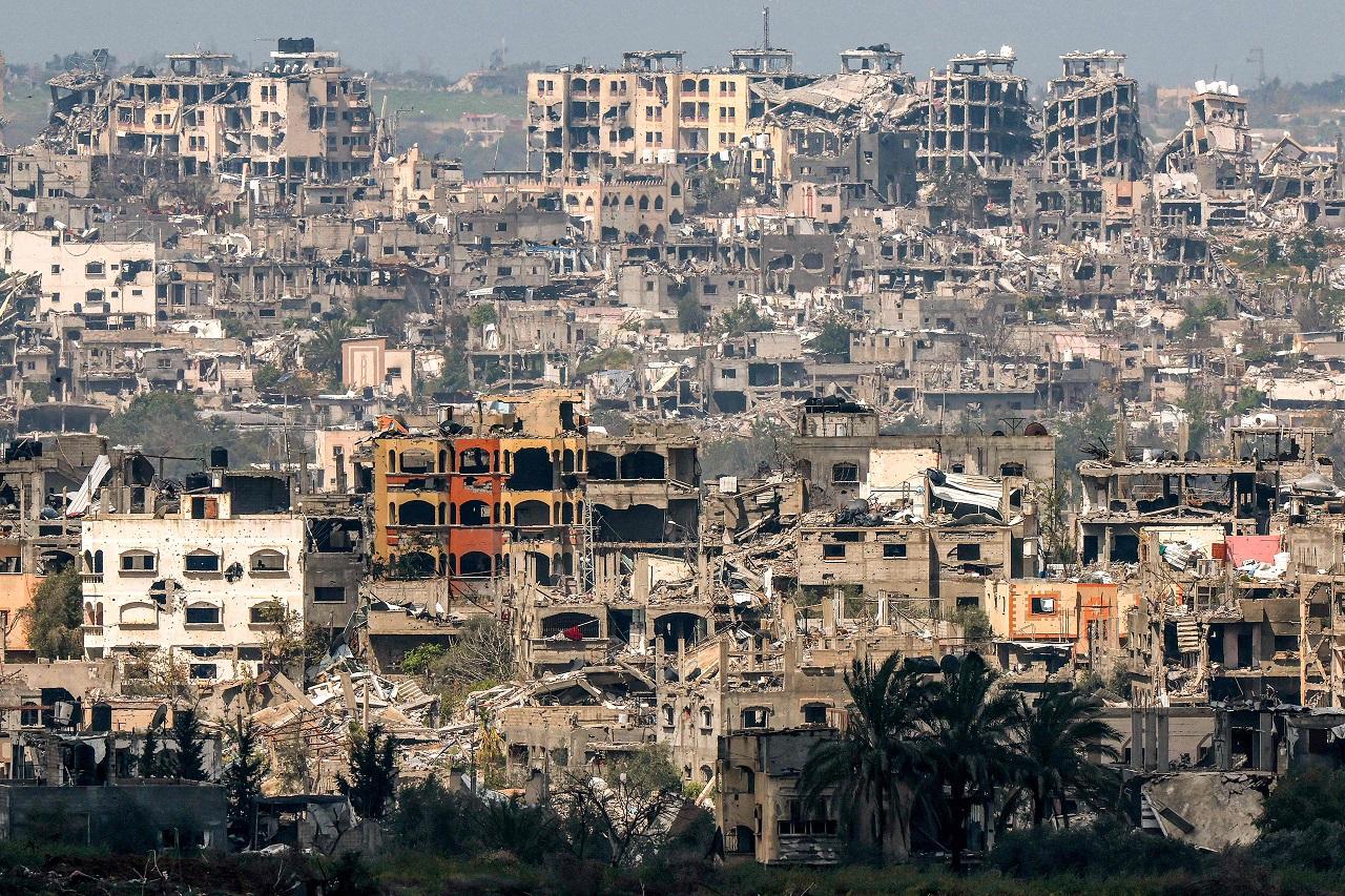 The mayhem in the north came as Israeli Prime Minister Benjamin Netanyahu repeated his determination to invade Gaza's southernmost town, Rafah ¿ one of the last major towns not targeted by a ground assault