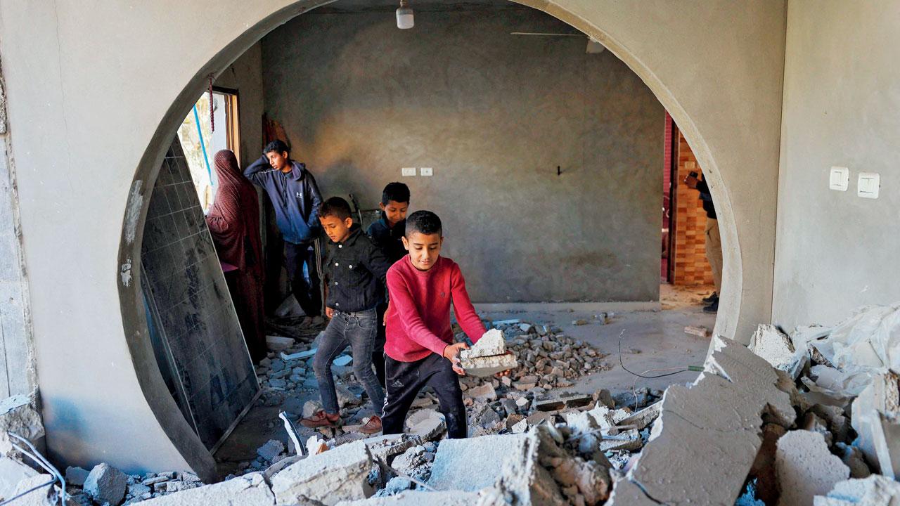 Israel says 450 UN agency workers in Gaza are militants