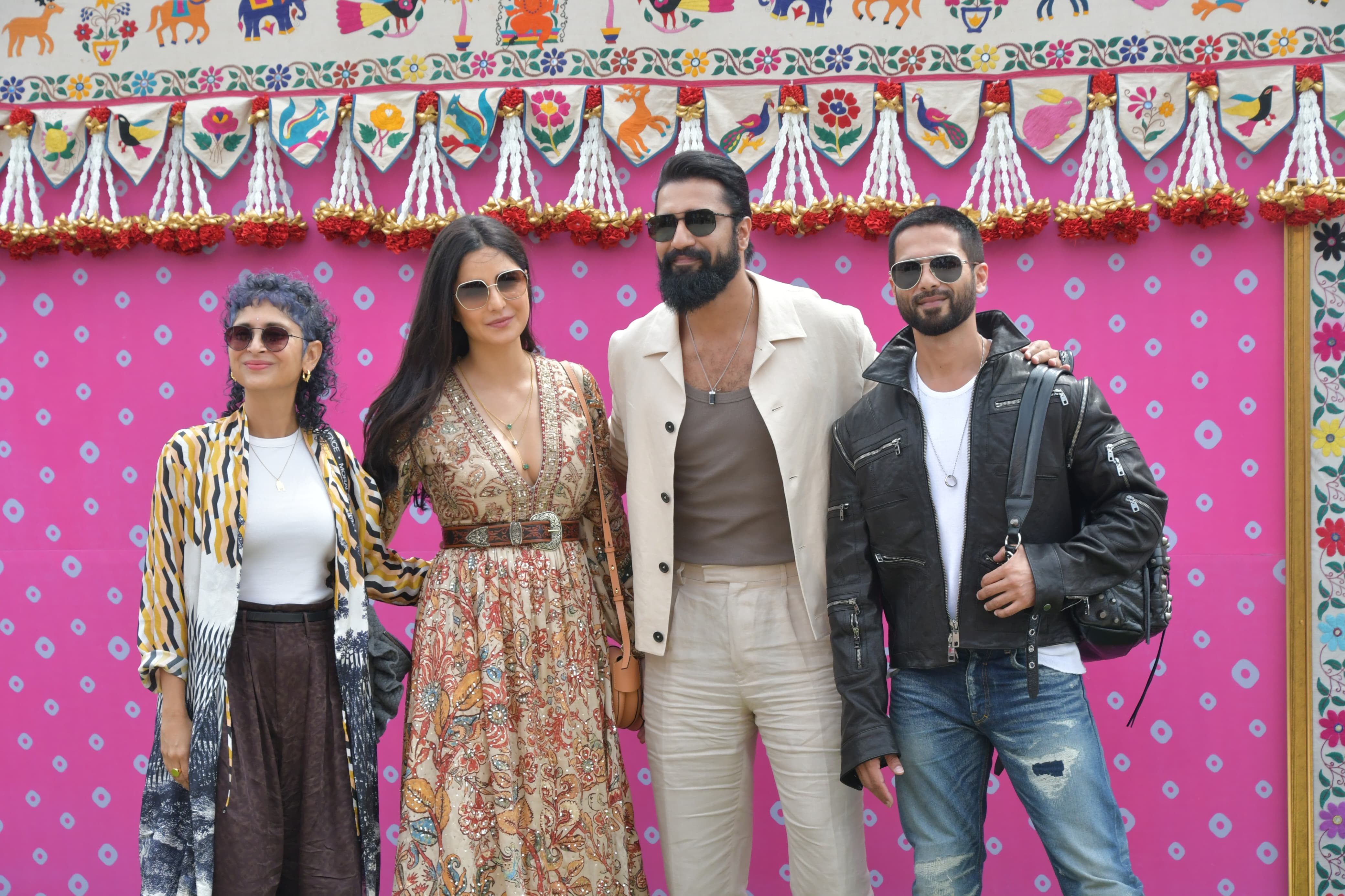 Shahid Kapoor and Kiran Rao also reached Jamnagar. All Shahid, Katrina, Kiran and Vicky posed together 