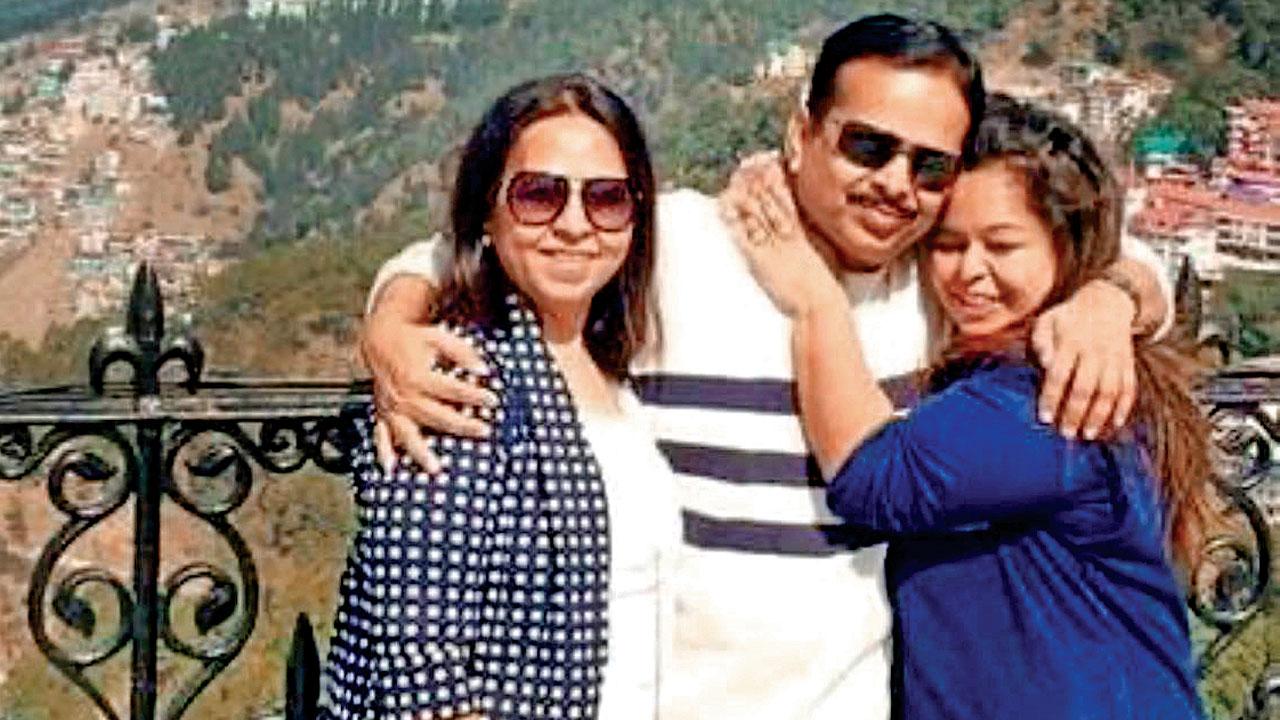 Jyoti Shah with her husband Mukesh and daughter Neha