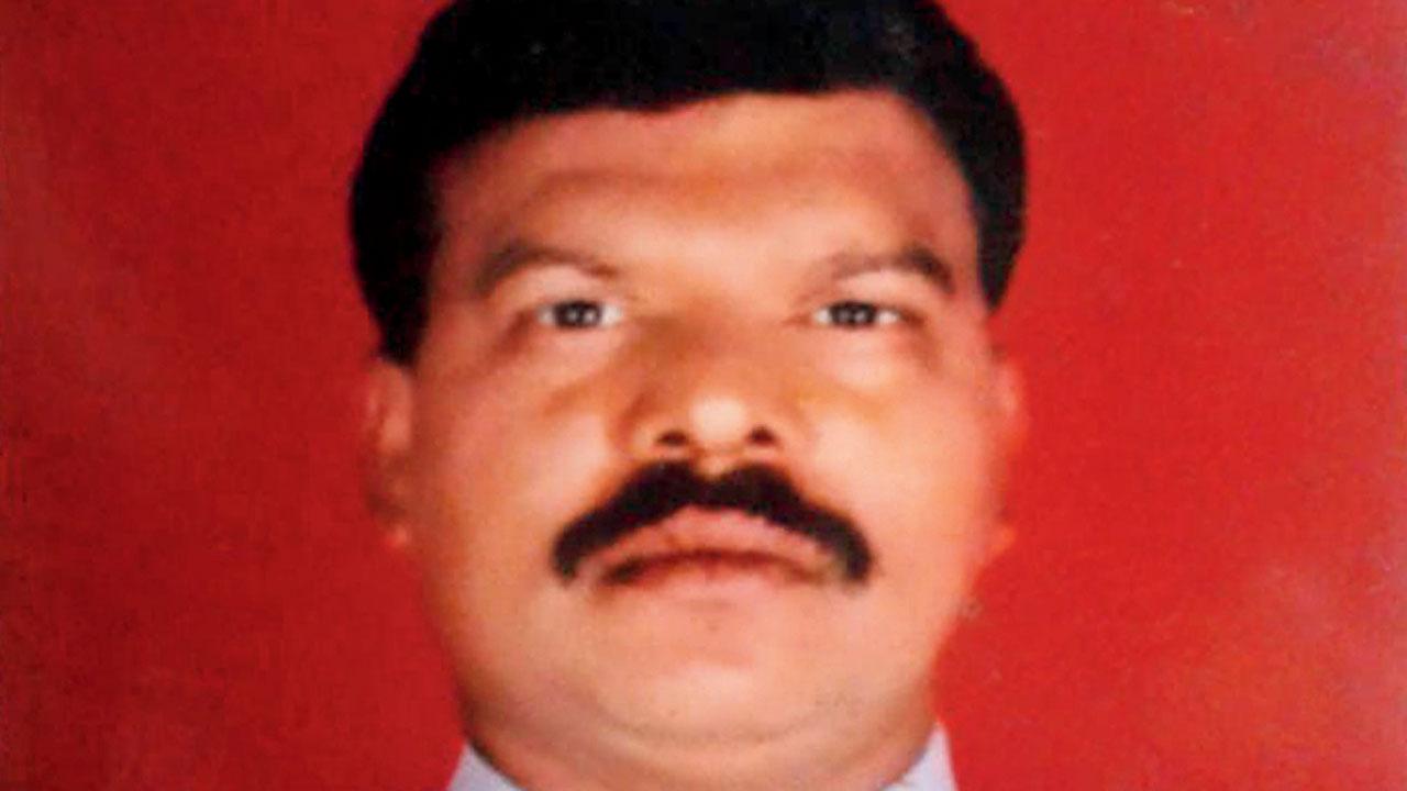 Kashinath Gharat the deceased