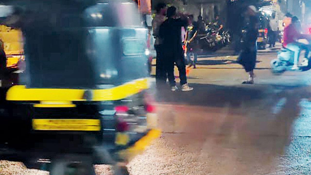 Mumbai: Killer Butt spotted in Santacruz again
