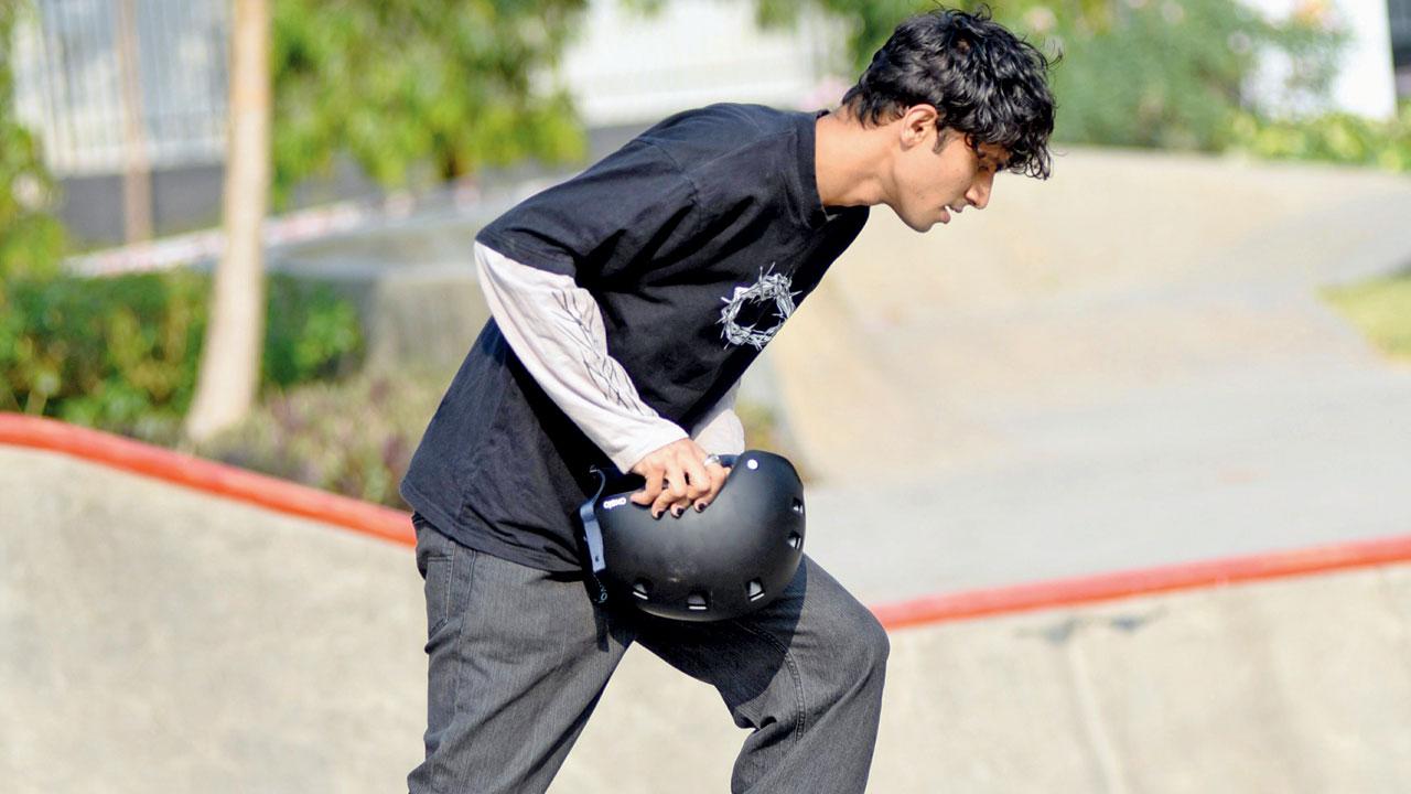 Gaikwad balances at the edge of the skating bowl as he enters it