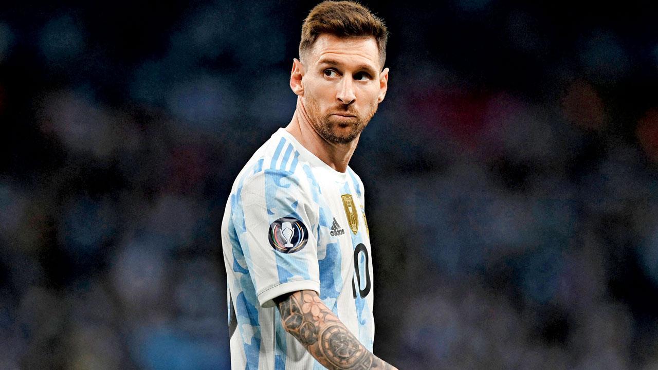 Messi se lesionó durante partidos amistosos en Argentina