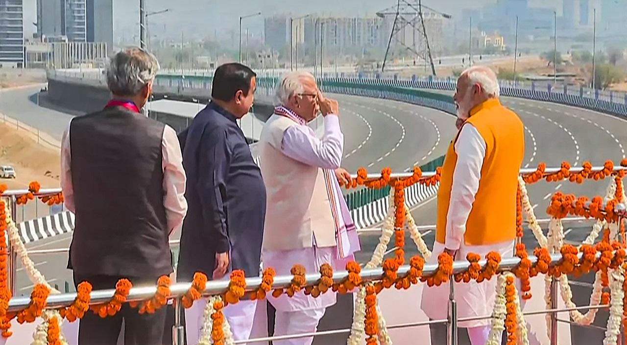 The total length of Dwarka Expressway is 29 km, out of which 18.9 km falls in Haryana, while the remaining 10.1 km is in Delhi
