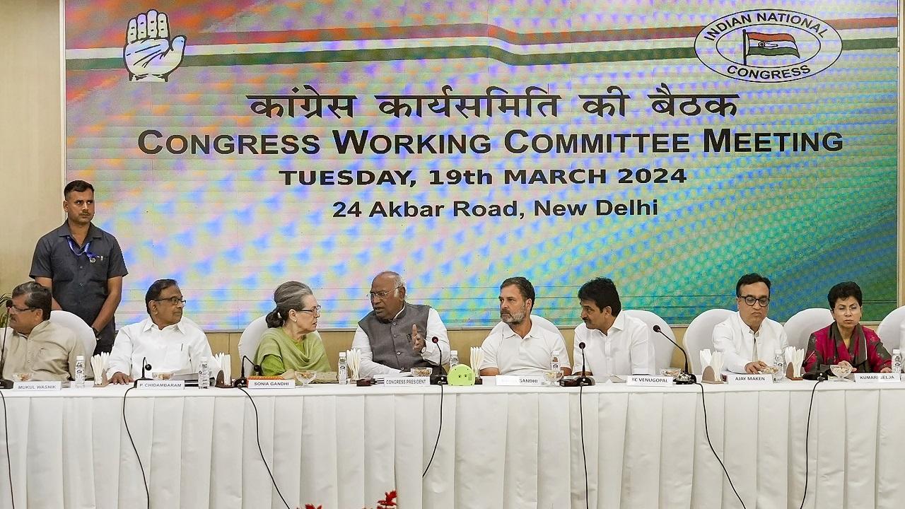 Congress Working Committee meets to finalise party's Lok Sabha poll manifesto