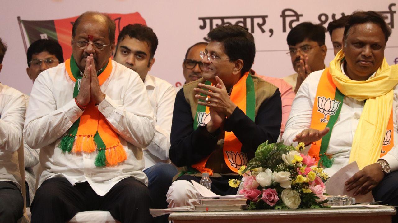 At the event held in Goyal's honour, BJP Mumbai unit chief and legislator Ashish Shelar was also spotted. 