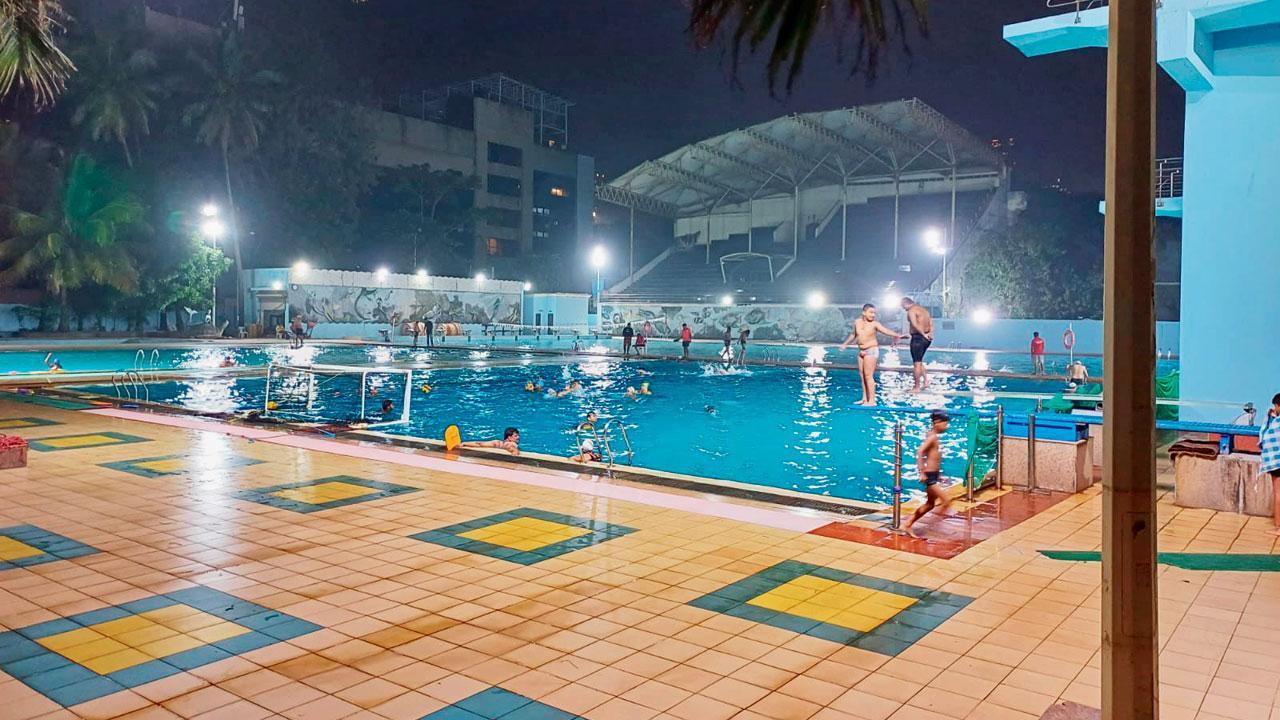 Mumbai: Pool stop, full stop at Shivaji Park