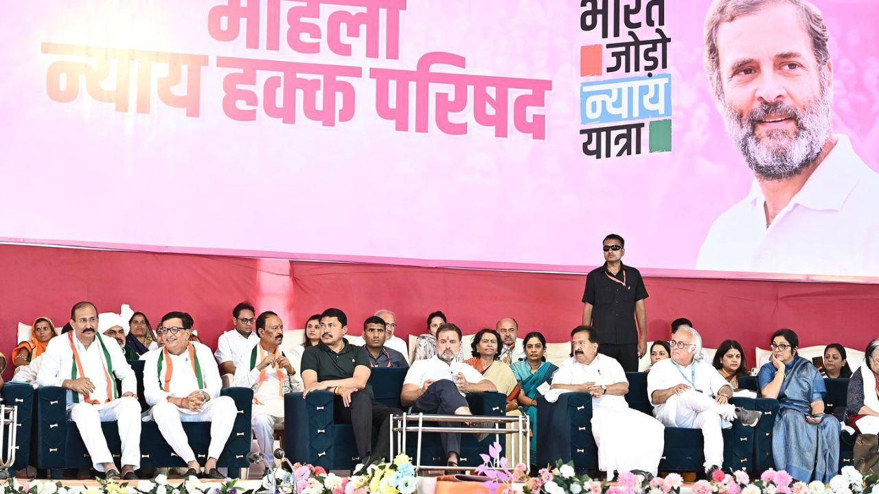 During a 'Nari Nyay' program in Maharashtra, Gandhi addressed income inequality and unequal wealth distribution, citing the disparity between the wealth of 22 individuals and 70 crore people.