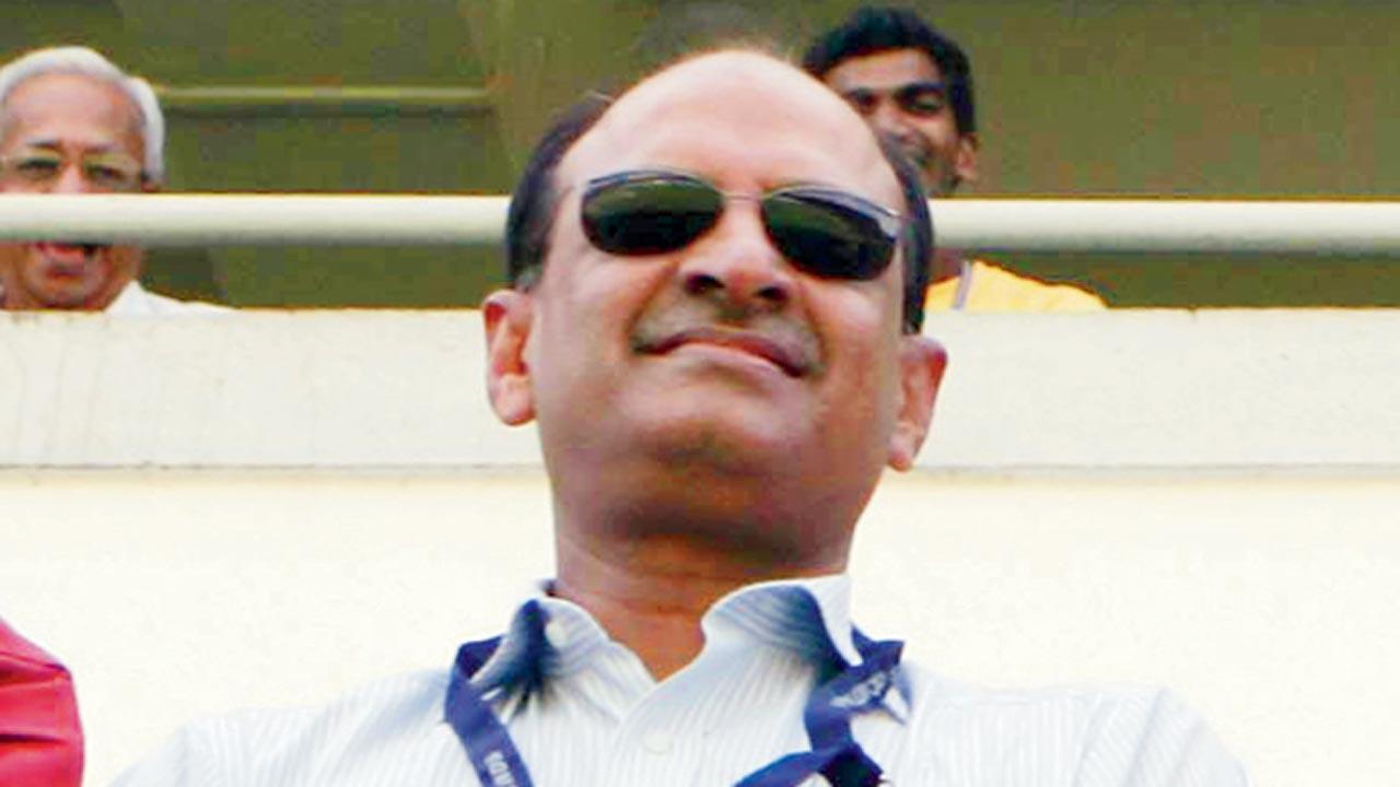 Ex-selectors Raja, Sambaran want domestic aces in panel