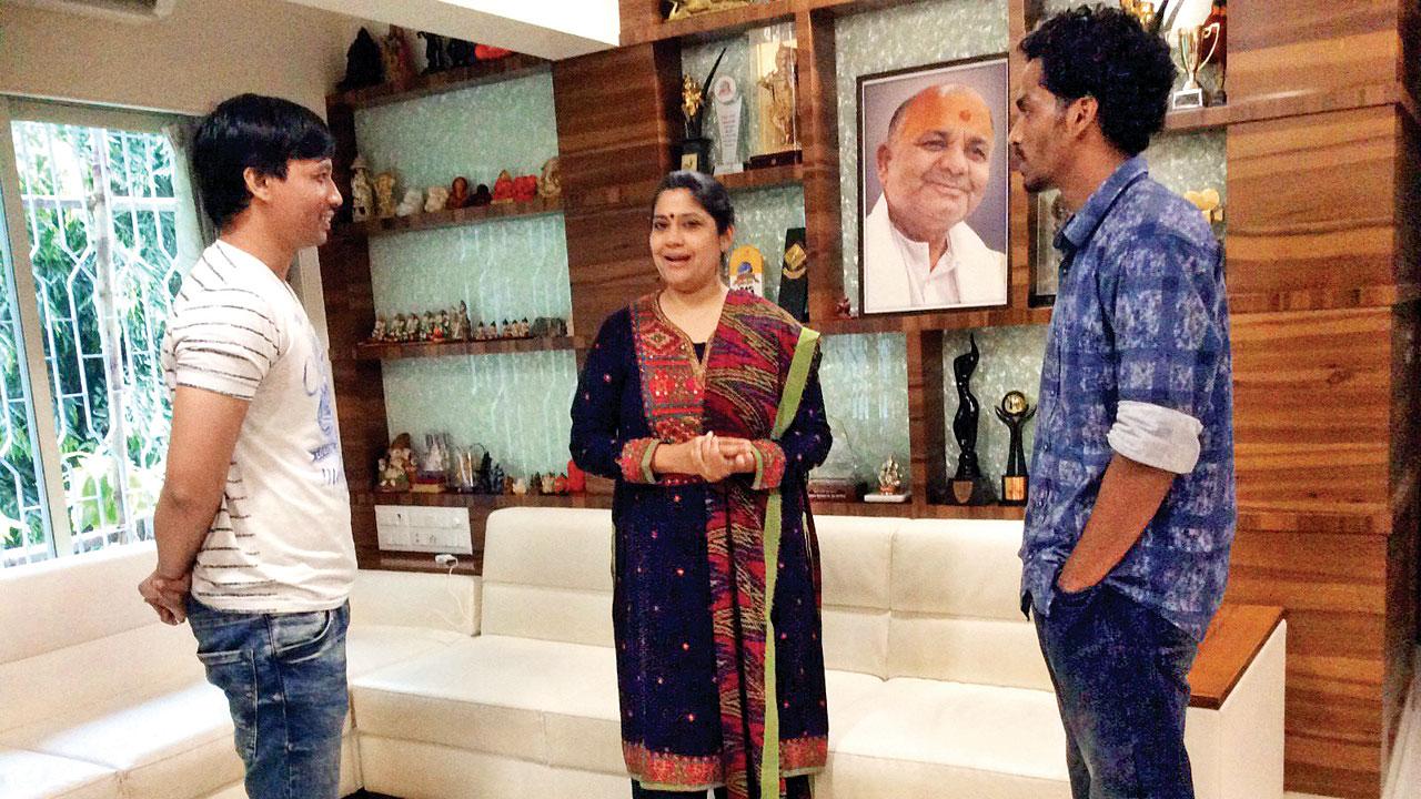 (Left) Film director Sachin Shirke and (right) DOP Nikhil Kamble chat with actress Renuka Shahane