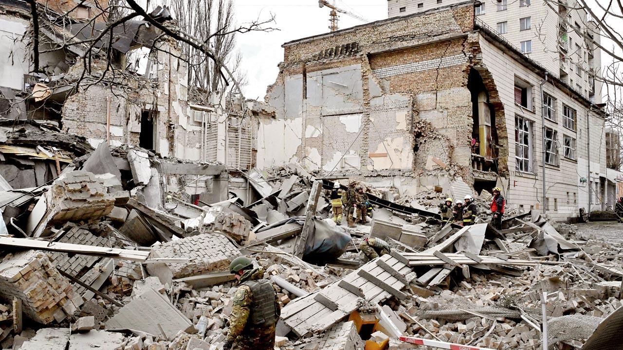 Russia steps up bombardment of Ukrainian cities