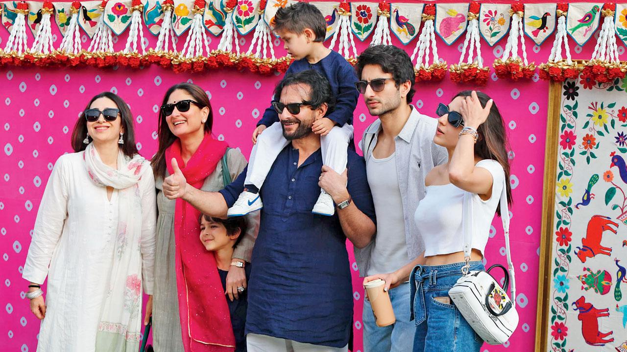 Saif Ali Khan  with his family