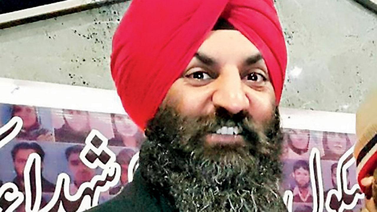 Pak gets first Sikh minister in Punjab