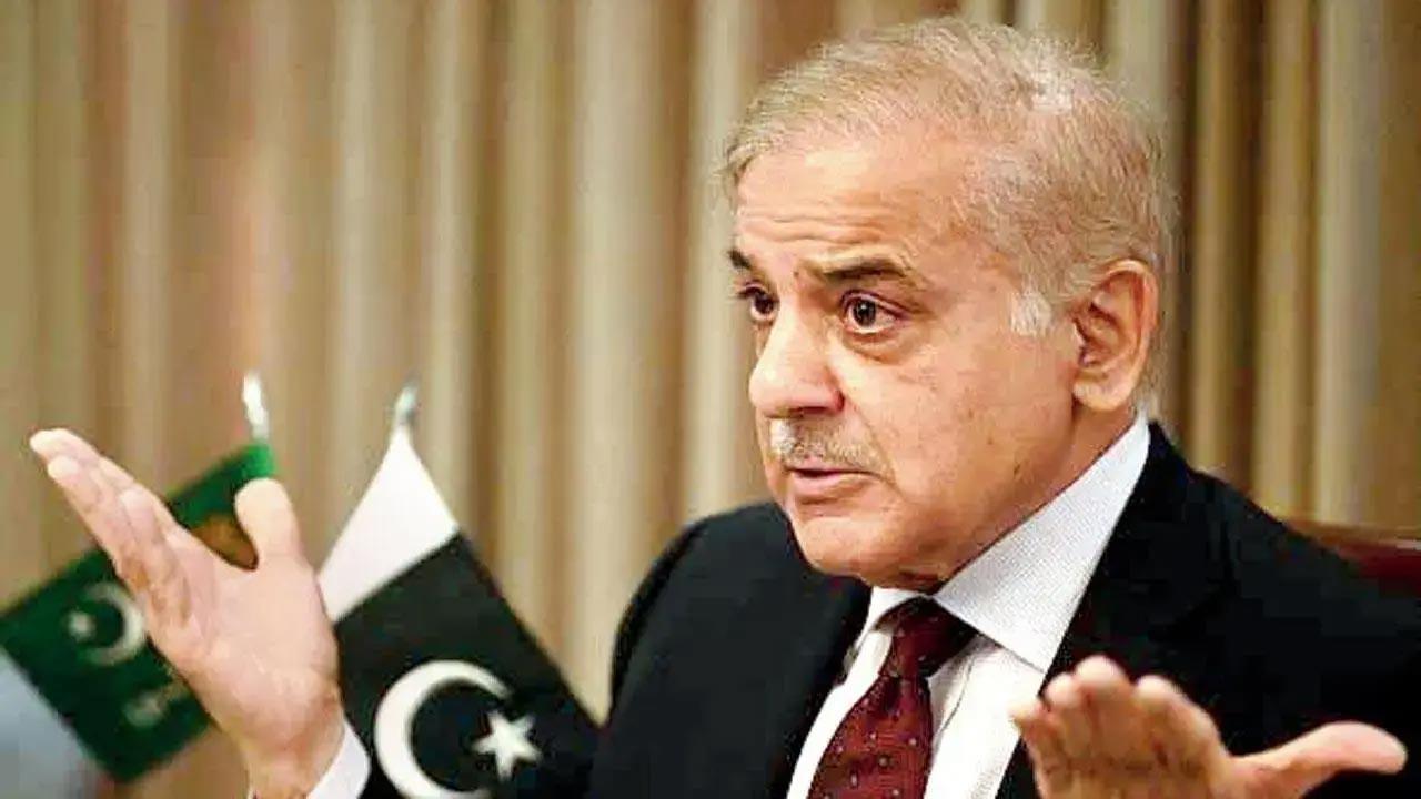 PM Shehbaz Sharif vists Army headquarter; discusses security issues: Officials