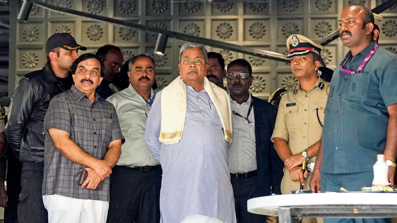 Karnataka CM Siddaramaiah visits the Rameshwaram Cafe blast site in Bengaluru on Saturday. PIC/PTI
