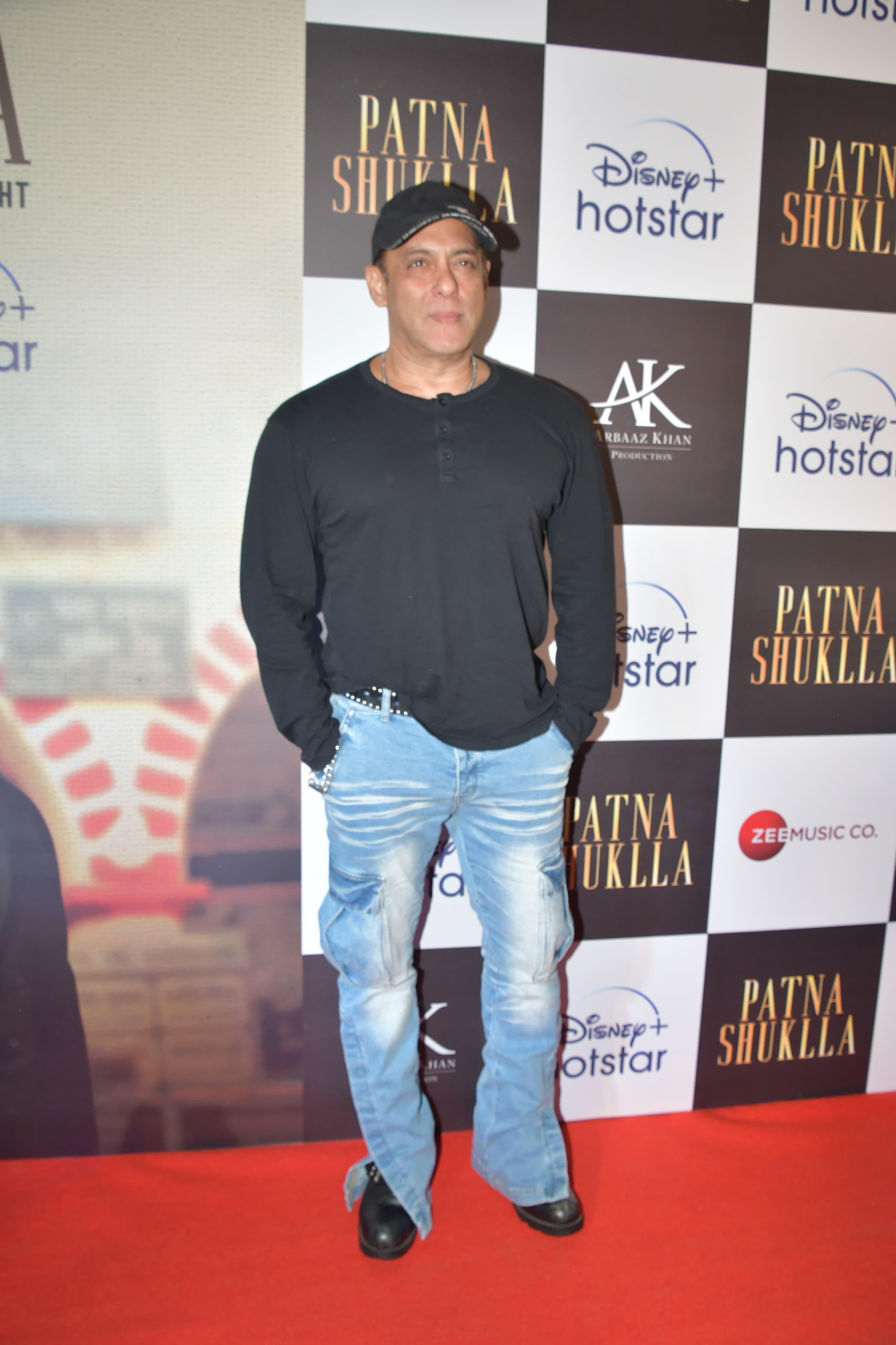 Salman Khan posed at the red carpet, as he attended the screening of close friend Raveena Tandon's film