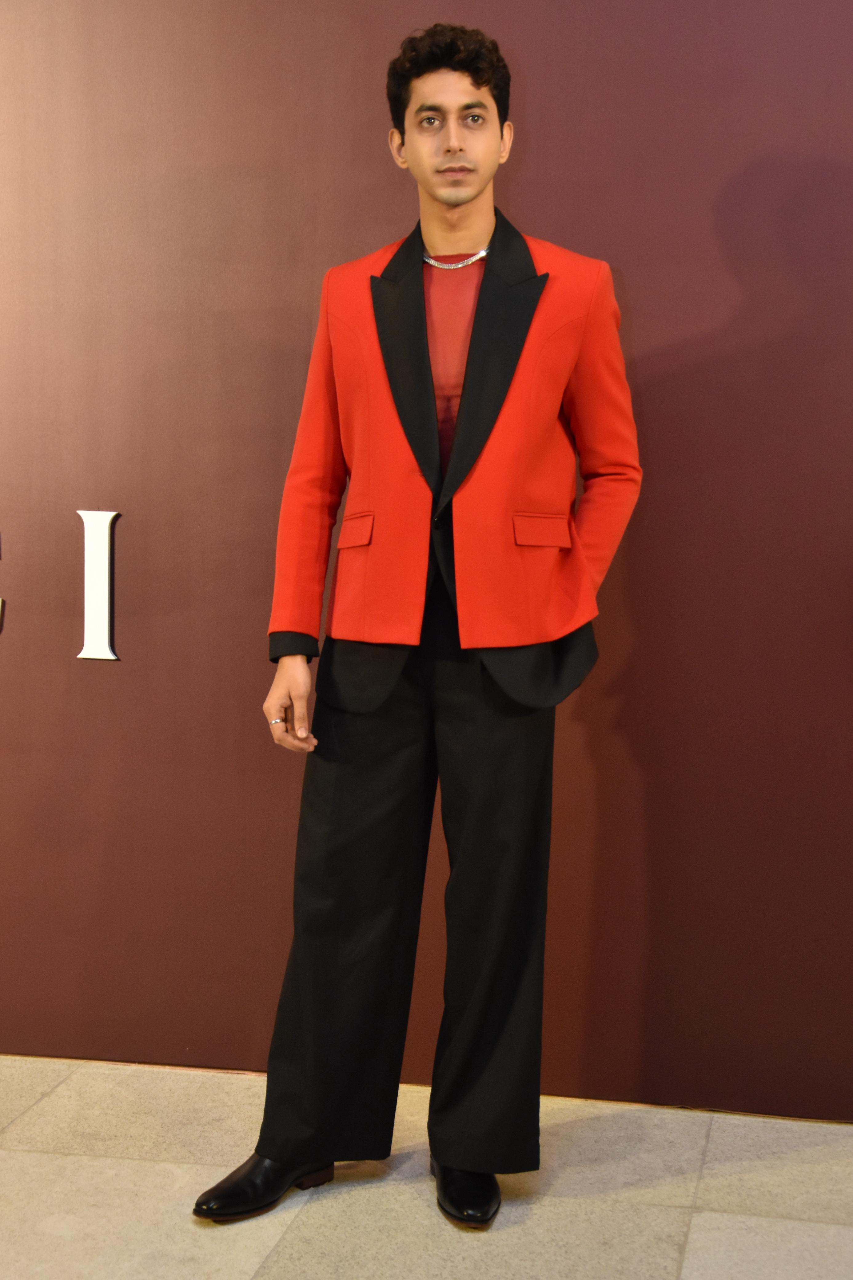 Mihir Ahuja graced the event in a stylish red blazer, which he paired with black pants. The exciting golden chain enhanced the actor's overall appearance