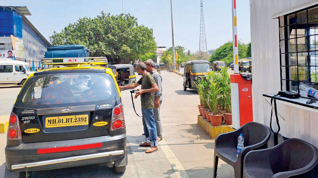 Mumbai: Pay a toll to pass Bandra terminus parking facility