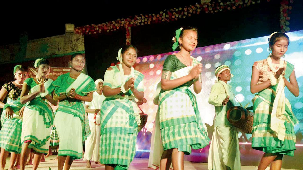 A Ho dance performance by Uma Kumari and troupe
